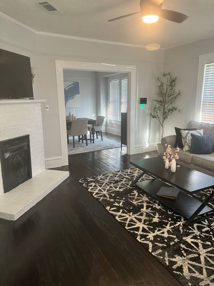 The Beautiful City Escape Downtown Delight - Waycross