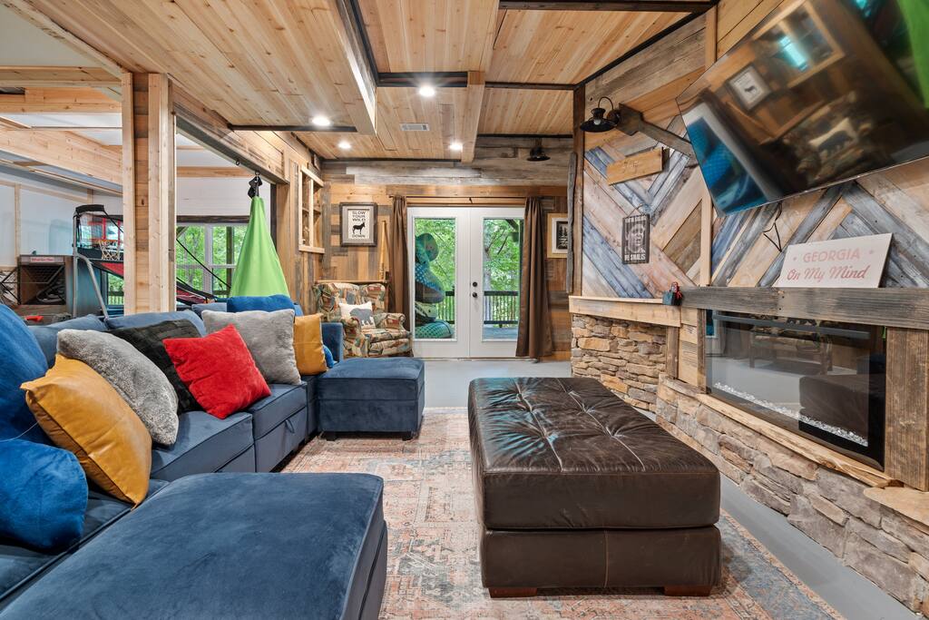 This comfy big sofa rearranges to make a queen size bed and we provide a super lush memory foam mattress to place on top, which ensures the ultimate comfort. 