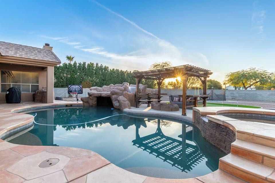 Mystic Desert Stay • Litchfield Park • Pool & Spa - Holiday Home - Litchfield Park