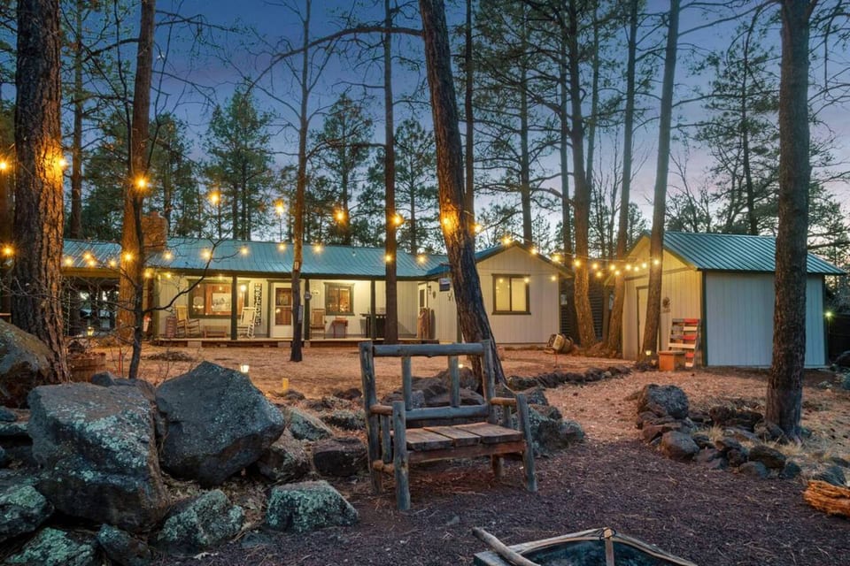 Pine Kissed Cabin | Furnished Monthly Rental in Pinetop-Lakeside - Pinetop-Lakeside