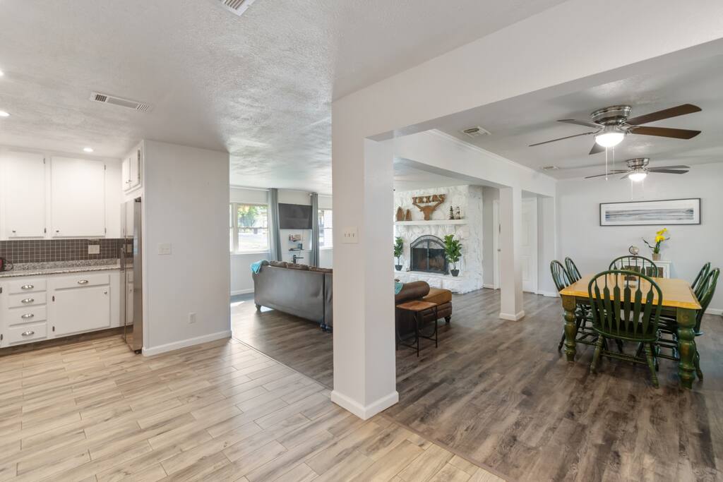 lakefront-bliss-at-cedar-creek-or-fire-pit-and-views/