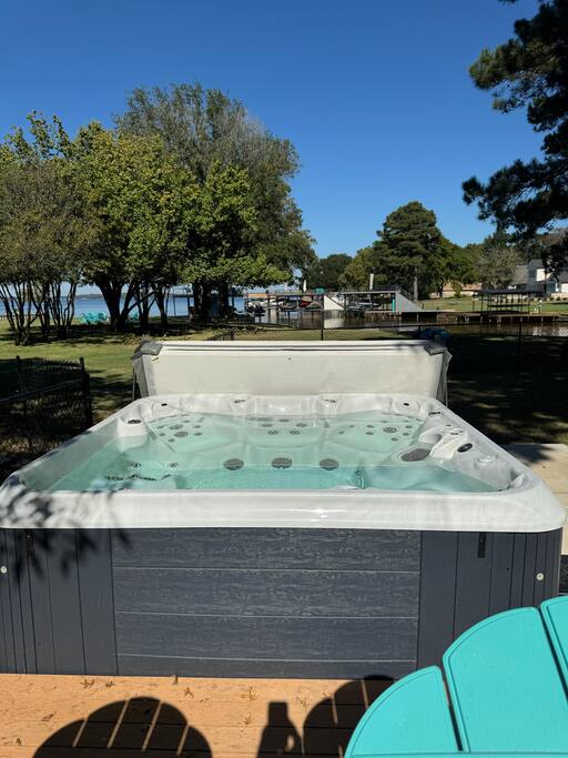 lakefront-bliss-at-cedar-creek-or-fire-pit-and-views/