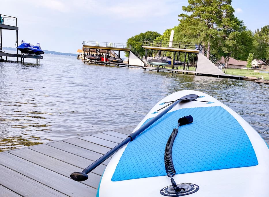 lakefront-bliss-at-cedar-creek-or-fire-pit-and-views/
