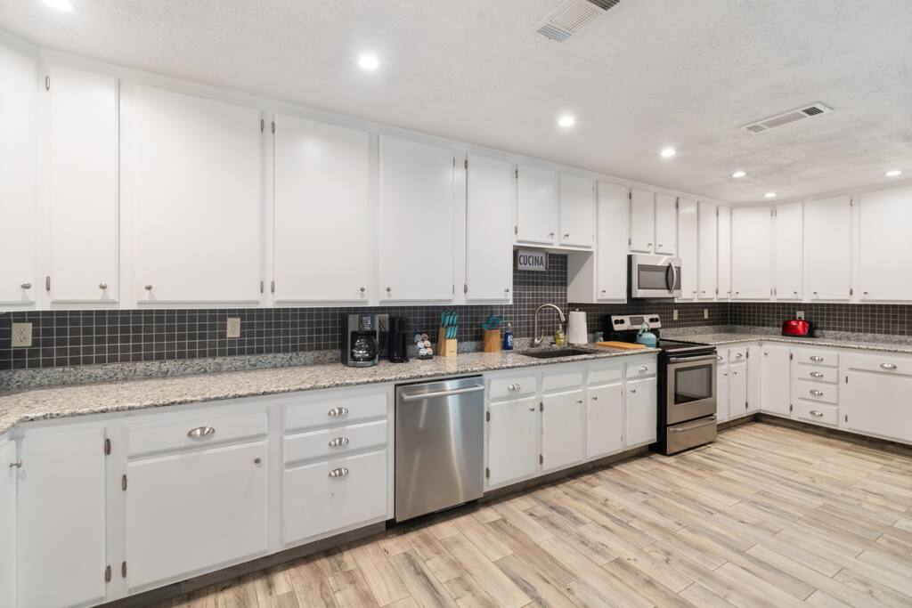 lakefront-bliss-at-cedar-creek-or-fire-pit-and-views/