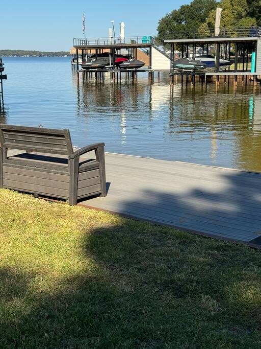 lakefront-bliss-at-cedar-creek-or-fire-pit-and-views/