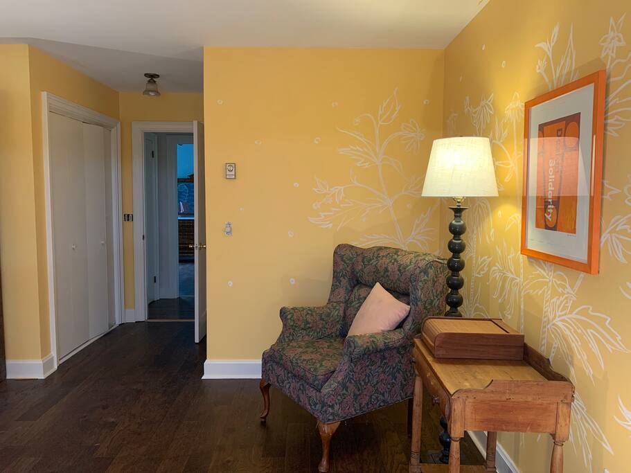 serene-farmhouse-villa-or-pool-or-hot-tub-or-grill/