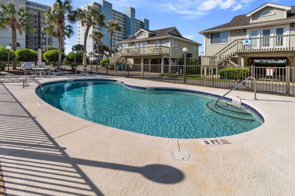 ocean-vibes-or-pet-friendly-walk-to-beach-+-pool/