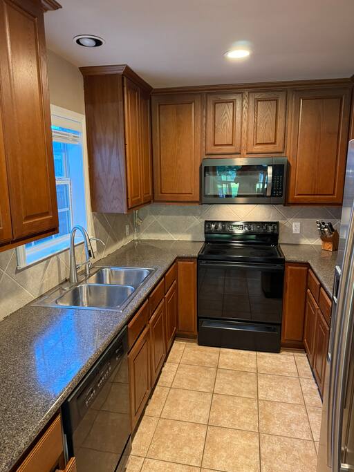 dog-friendly-lakehouse-or-dock-+-serene-views/