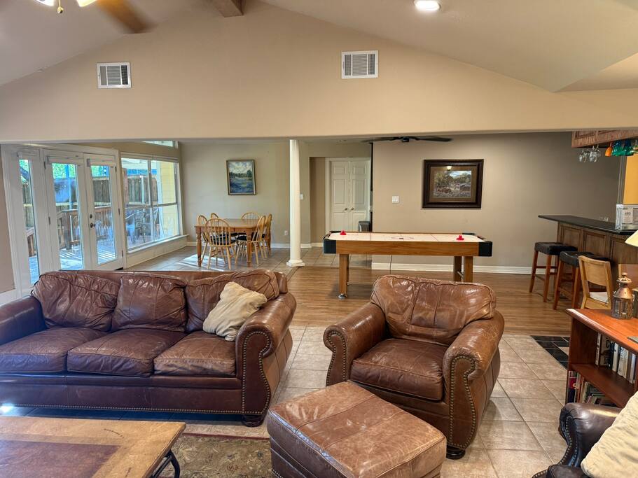 dog-friendly-lakehouse-or-dock-+-serene-views/