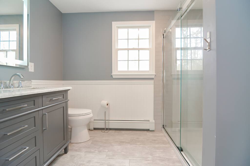 cape-cod-retreat-by-the-beach/