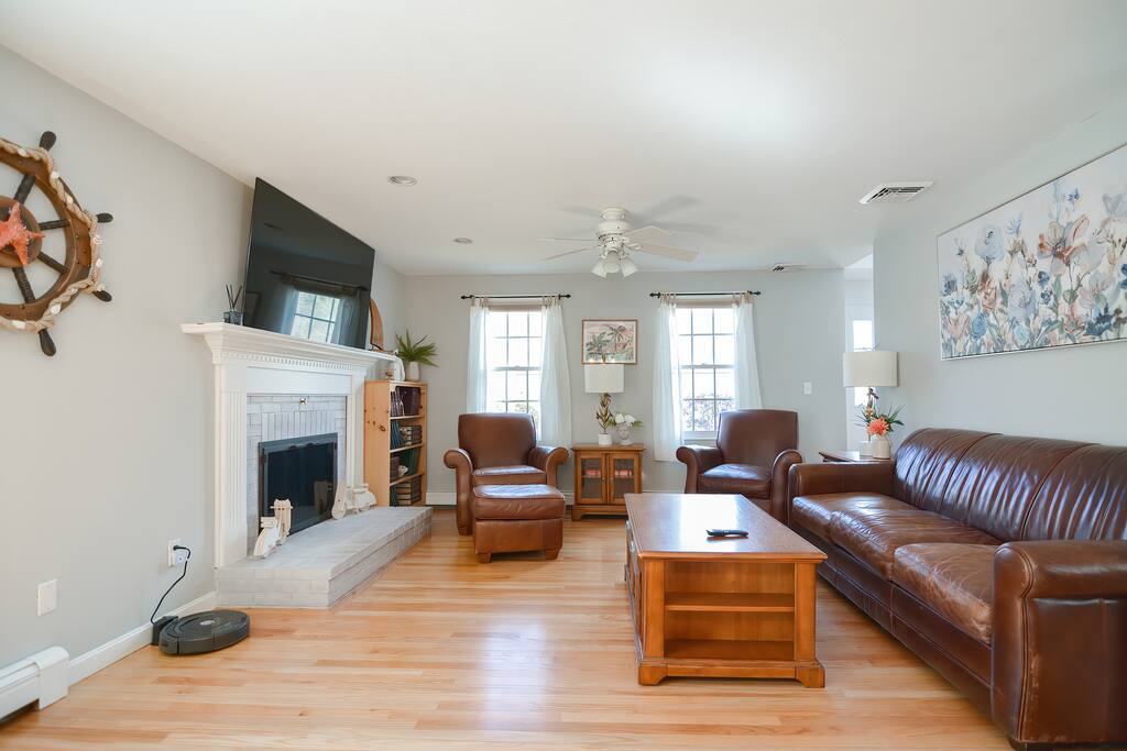 cape-cod-retreat-by-the-beach/