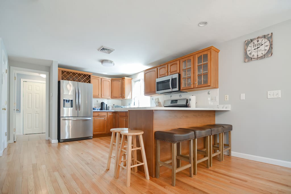 cape-cod-retreat-by-the-beach/