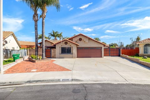 Resort-Style 5BR | Pool | Sleeps 13 | Pet-Friendly