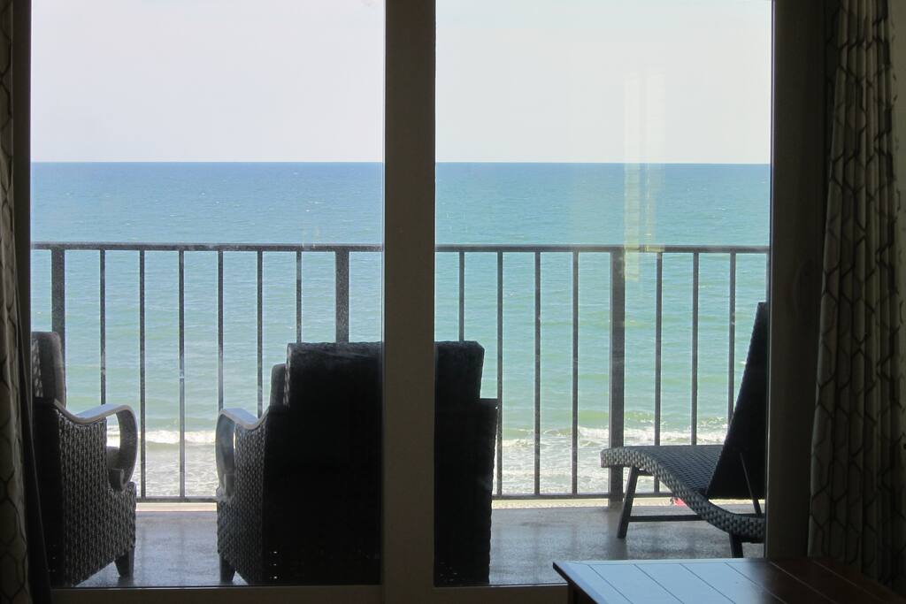 sea-breeze-escape-or-beachfront-+-balcony-and-pool/