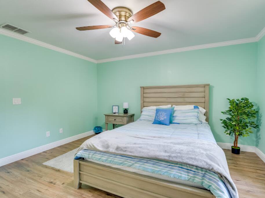 ocala-getaway-w-pool-or-dog-friendly-stay/