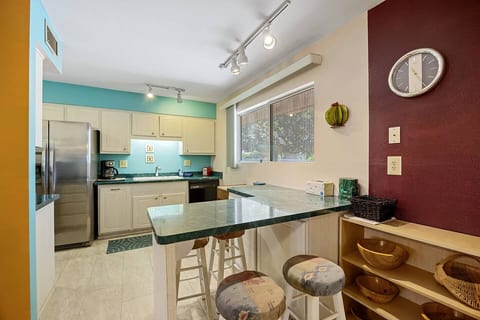 Pet-Friendly Sun City Retreat Near Golf & Shops