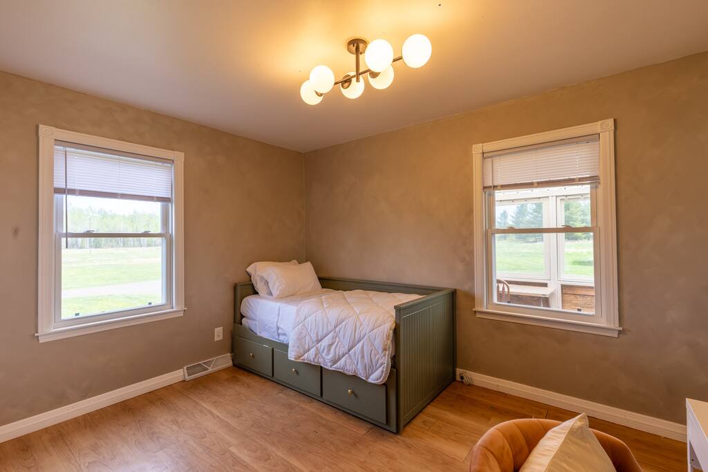 secluded-northwoods-cabin-or-pet-friendly/