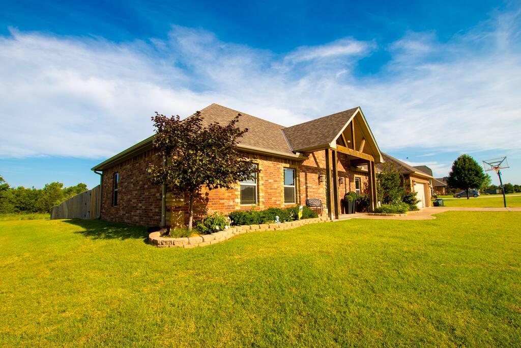 mtn-escape-*-pool-hot-tub-fire-pit-pet-ok!-holiday-home/