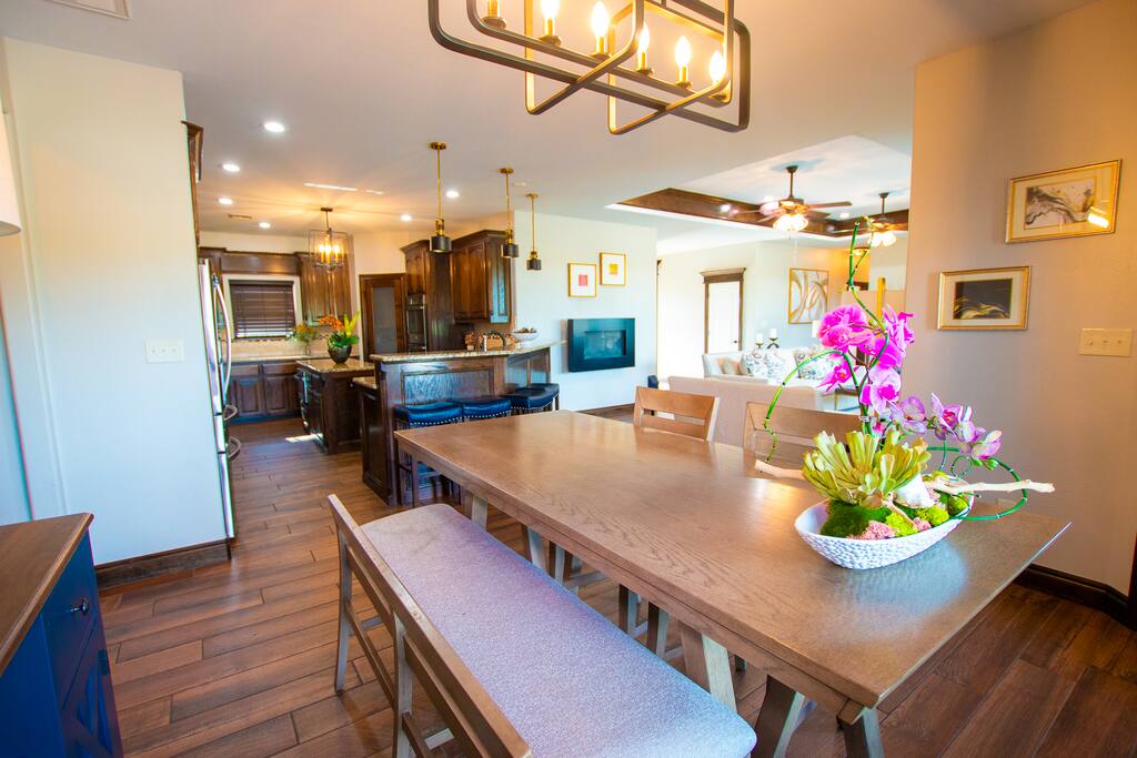 mtn-escape-*-pool-hot-tub-fire-pit-pet-ok!-holiday-home/