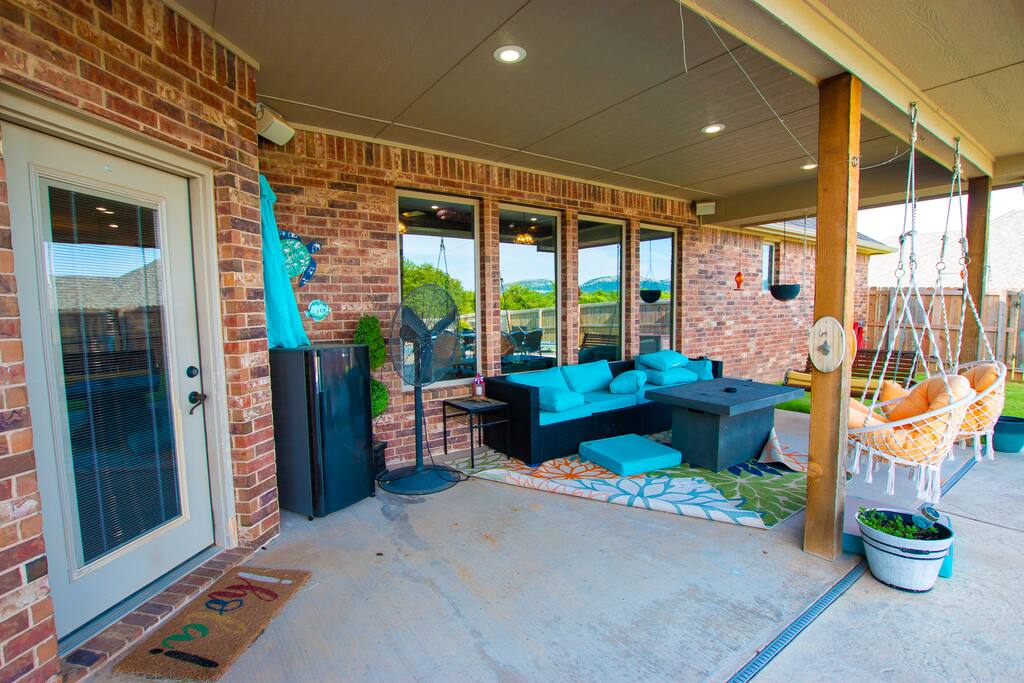 mtn-escape-*-pool-hot-tub-fire-pit-pet-ok!-holiday-home/