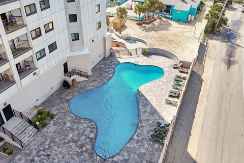 Oceanfront Escape • Resort Perks • Balcony Views