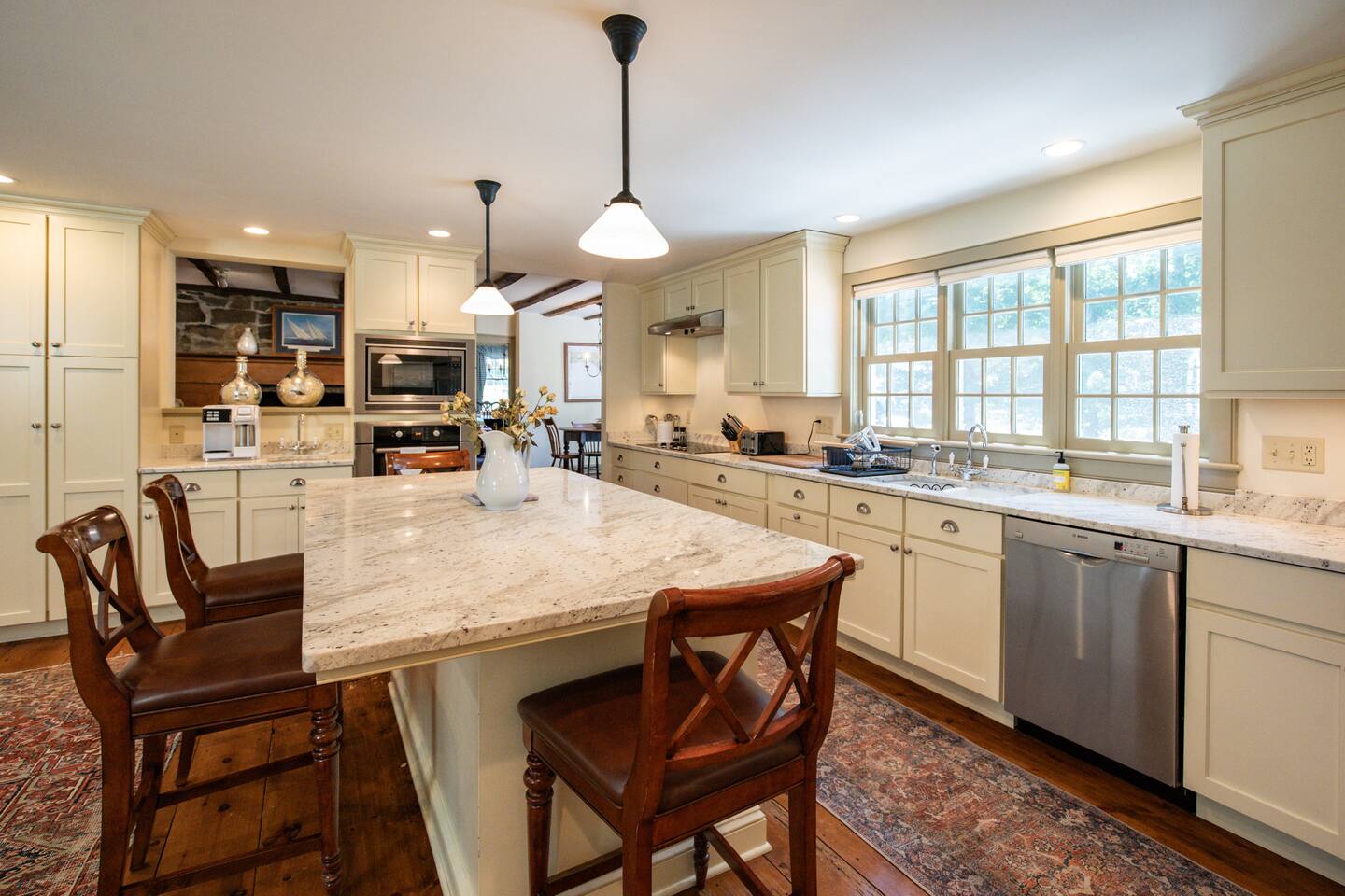 Historic Coastal Home • Marsh Views • Pet-Friendly