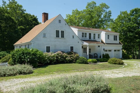 Historic Coastal Home • Marsh Views • Pet-Friendly