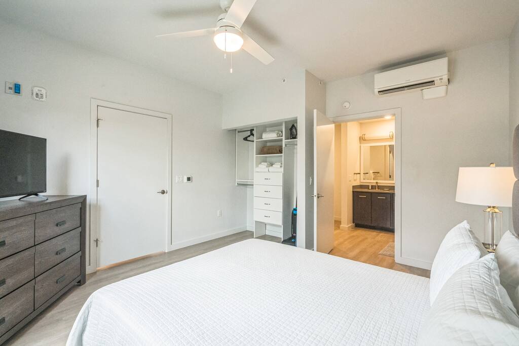 marble-falls-apt-*-pool-*-gym-*-near-baylor/