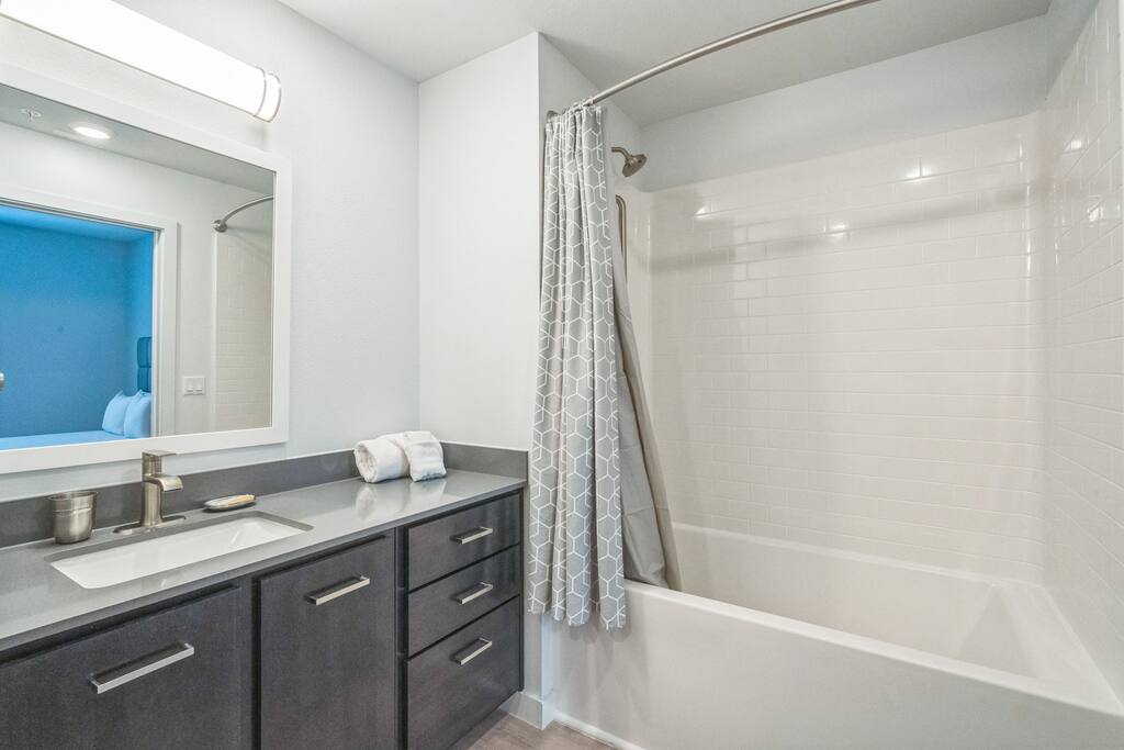 marble-falls-apt-*-pool-*-gym-*-near-baylor/