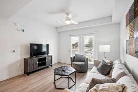 Marble Falls Apt • Pool • Gym • Near Baylor