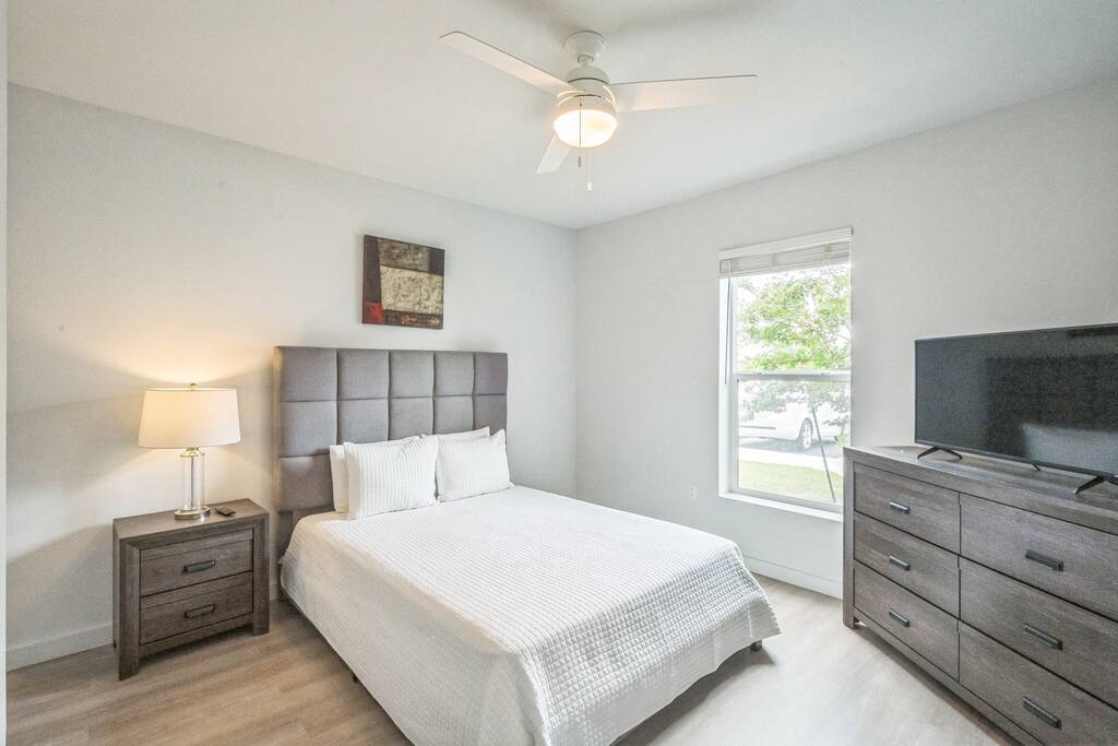 marble-falls-apt-*-pool-*-gym-*-near-baylor/