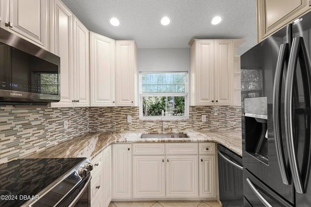 palm-coast-getaway:-fast-wifi-*-near-flagler-beach/