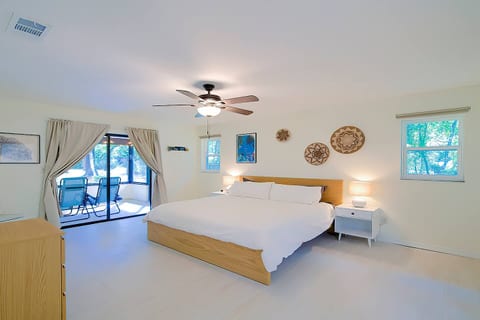 Villa Le Lamantin: European Charm in Crystal River