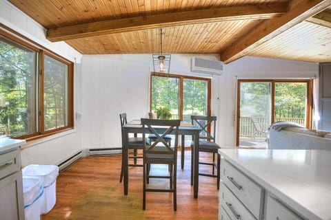 Golf & Lake Cabin • Relax in Nekoosa