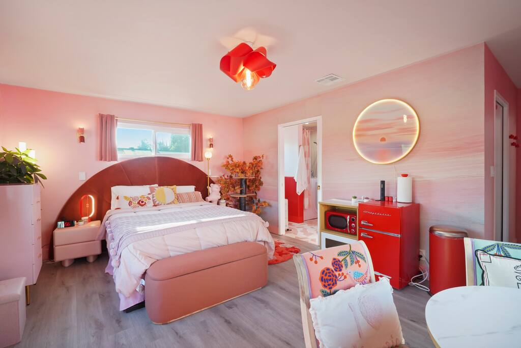 Dreamy Pink Glam Studio • Enchanted Garden Access