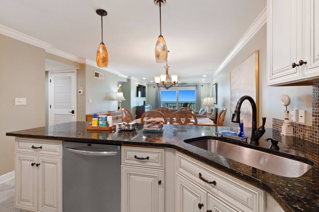 waves-+-views-or-beachfront-condo-or-balcony-+-pool/