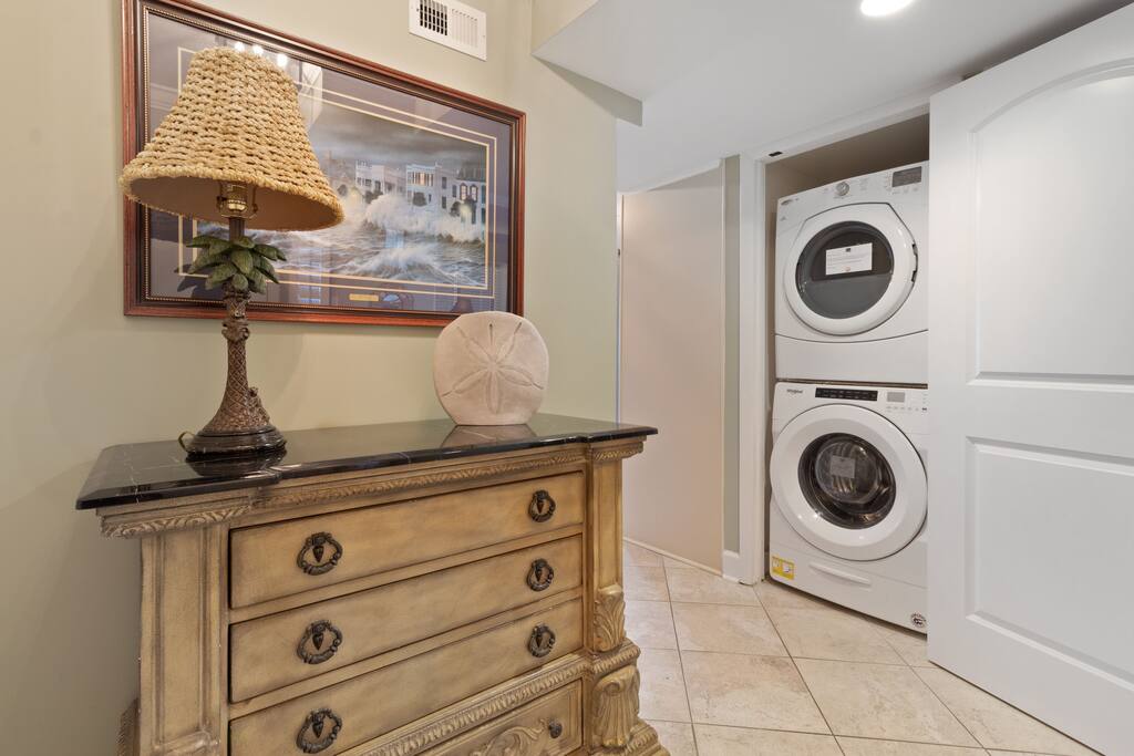 waves-+-views-or-beachfront-condo-or-balcony-+-pool/