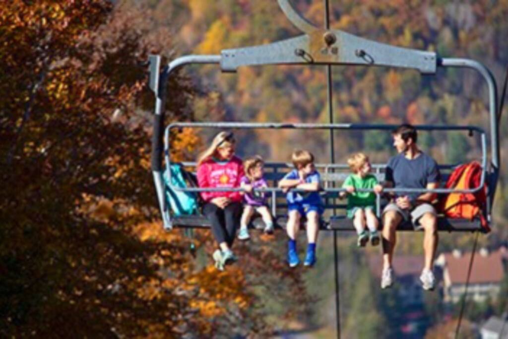 jiminy-peak-slopeside-getaway-*-ski-and-adventure/