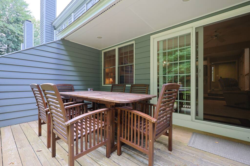 jiminy-peak-slopeside-getaway-*-ski-and-adventure/