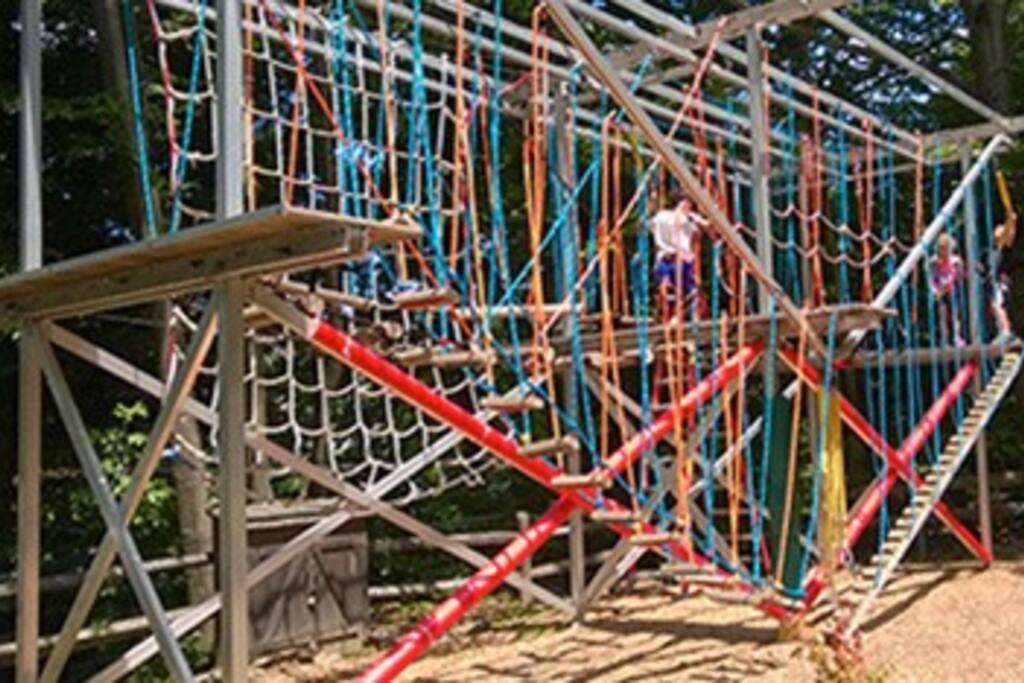 jiminy-peak-slopeside-getaway-*-ski-and-adventure/