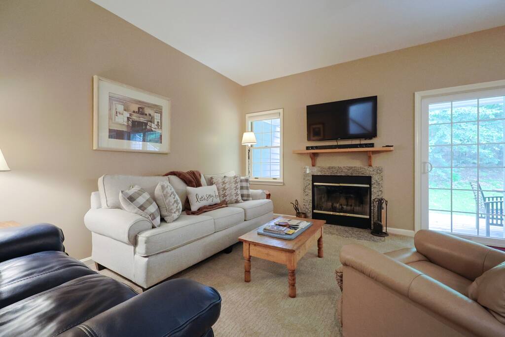 jiminy-peak-slopeside-getaway-*-ski-and-adventure/