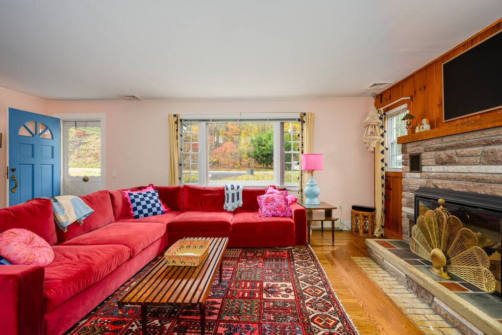 the-butterfly-house-*-deck-kayak-and-views/