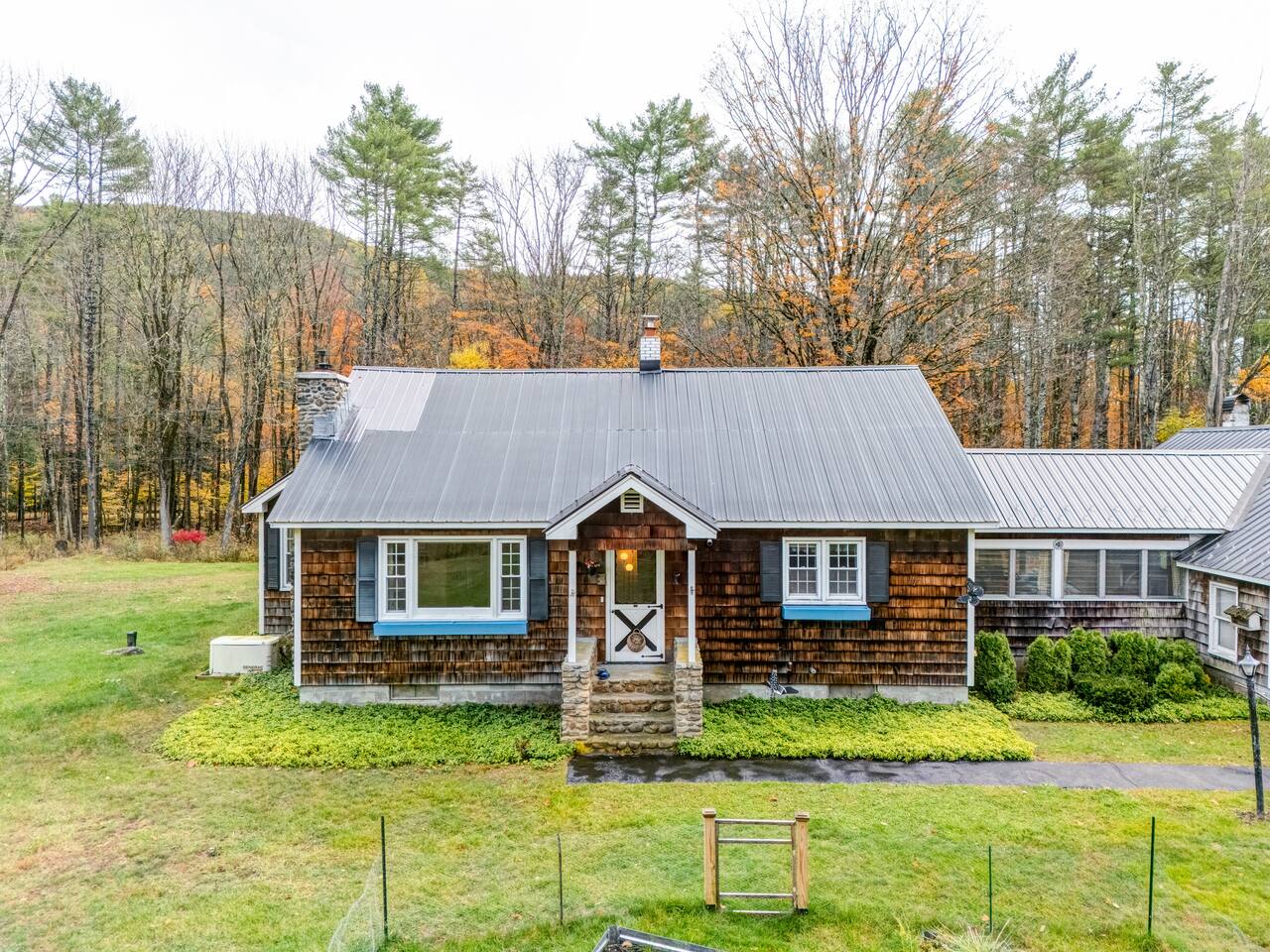 Butterfly House | Private Lakefront, Sacandaga