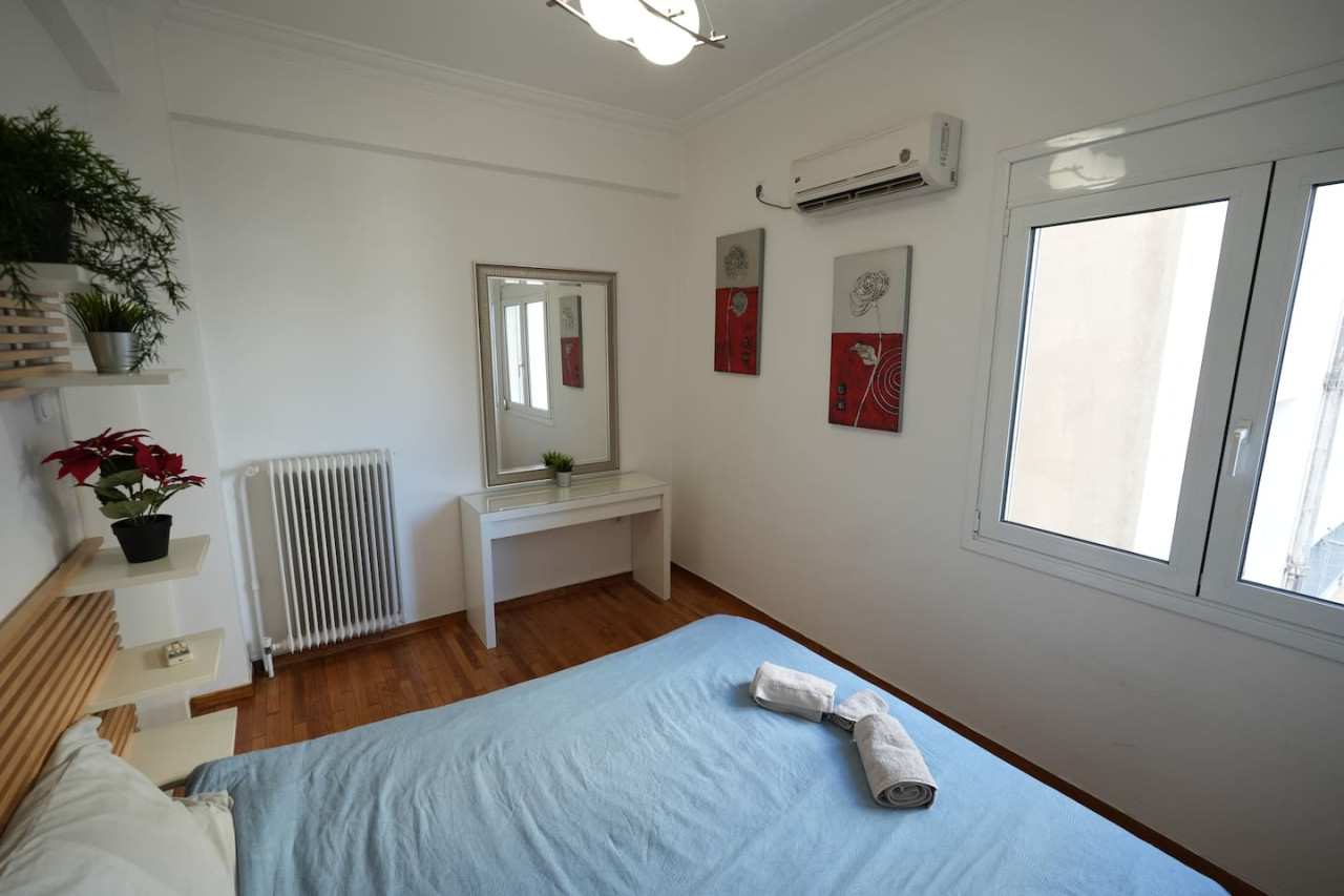 heart-of-athens-1-bedroom/