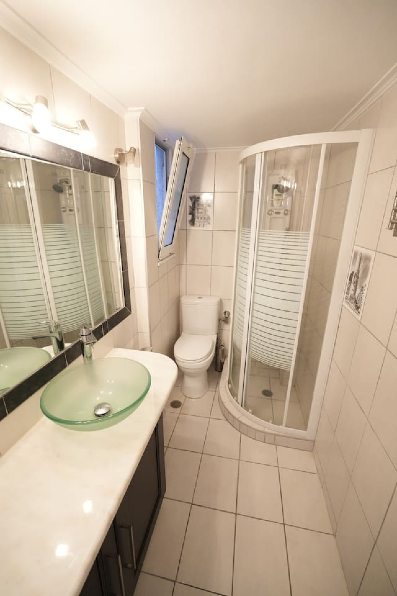 heart-of-athens-1-bedroom/