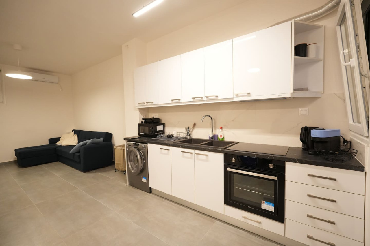 comfortable-hideaway.-10-min-walk-koukaki/