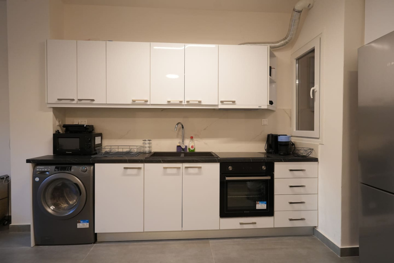 comfortable-hideaway.-10-min-walk-koukaki/