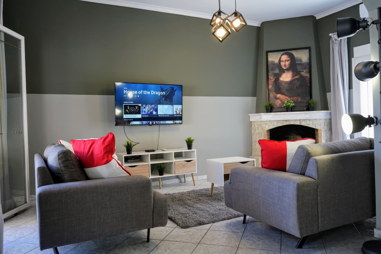 modern-athenian-penthouse/