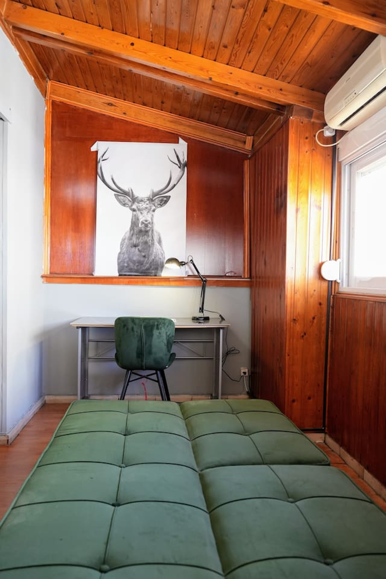 modern-athenian-penthouse/