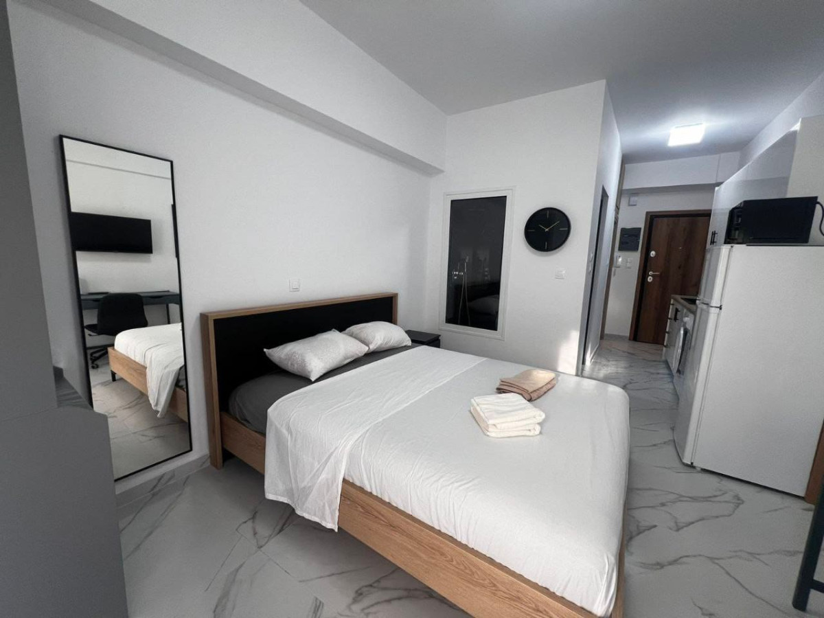 couples-cozy-seaside-studio/